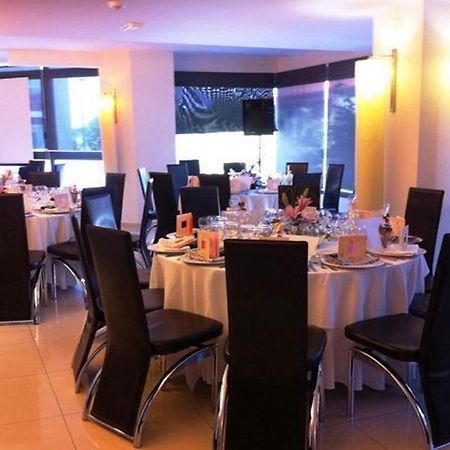 Hotel Diego'S Cambrils Exterior photo